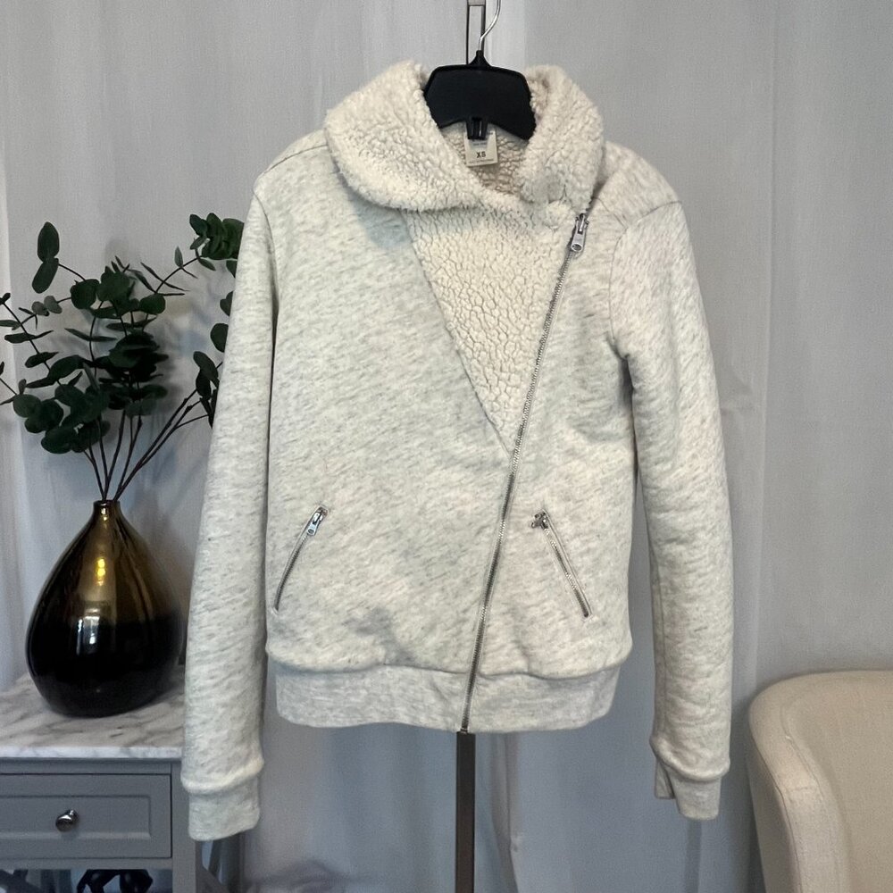 Womens Abercrombie and Fitch Sharp Looking Fleece-lined Jacket Size XS